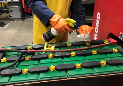 maintaining forklift batteries